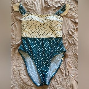 Summersalt ruffle oasis one piece!